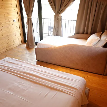 Villa Posh 2 *